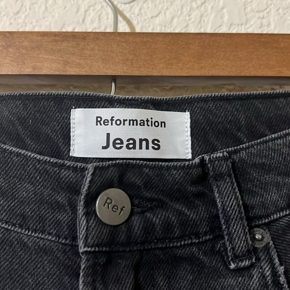 Reformation | Vintage High Rise Straight Leg Denim Jean 25 - Picture 4 of 7